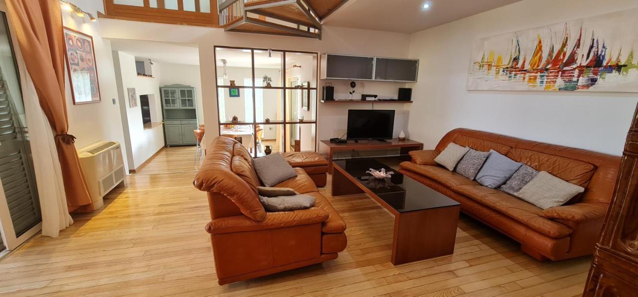 Sunny Garden Villa With Pool Loborika Екстер'єр фото