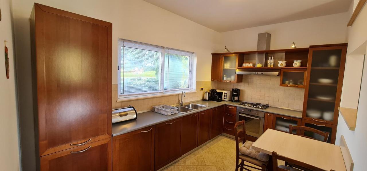 Sunny Garden Villa With Pool Loborika Екстер'єр фото
